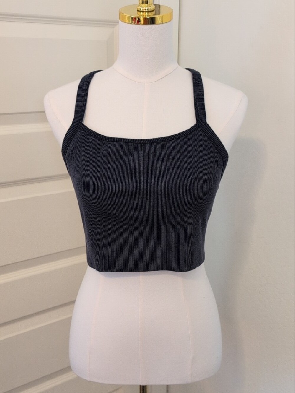 YOGALICIOUS Seamless Rib Illume Tank Bundle of 2 Ribbed Cross Back Bralette XL - Picture 4 of 11